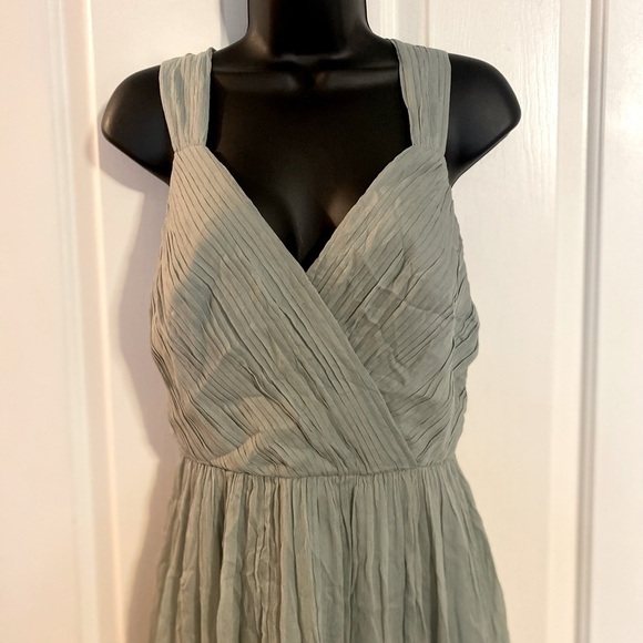 “J. CREW” Silk Chiffon Pleated Special Occasion Gown - Picture 5 of 16